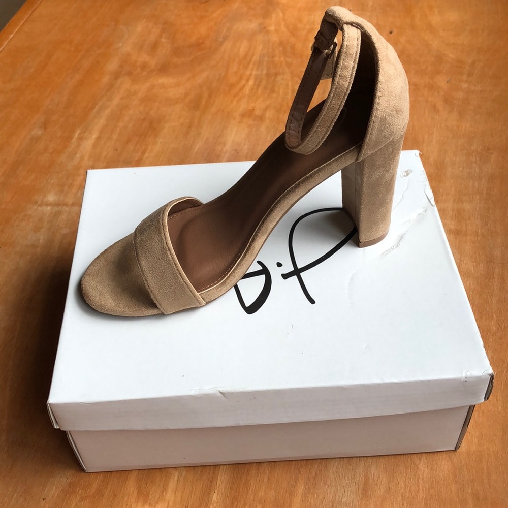 Chunky heels